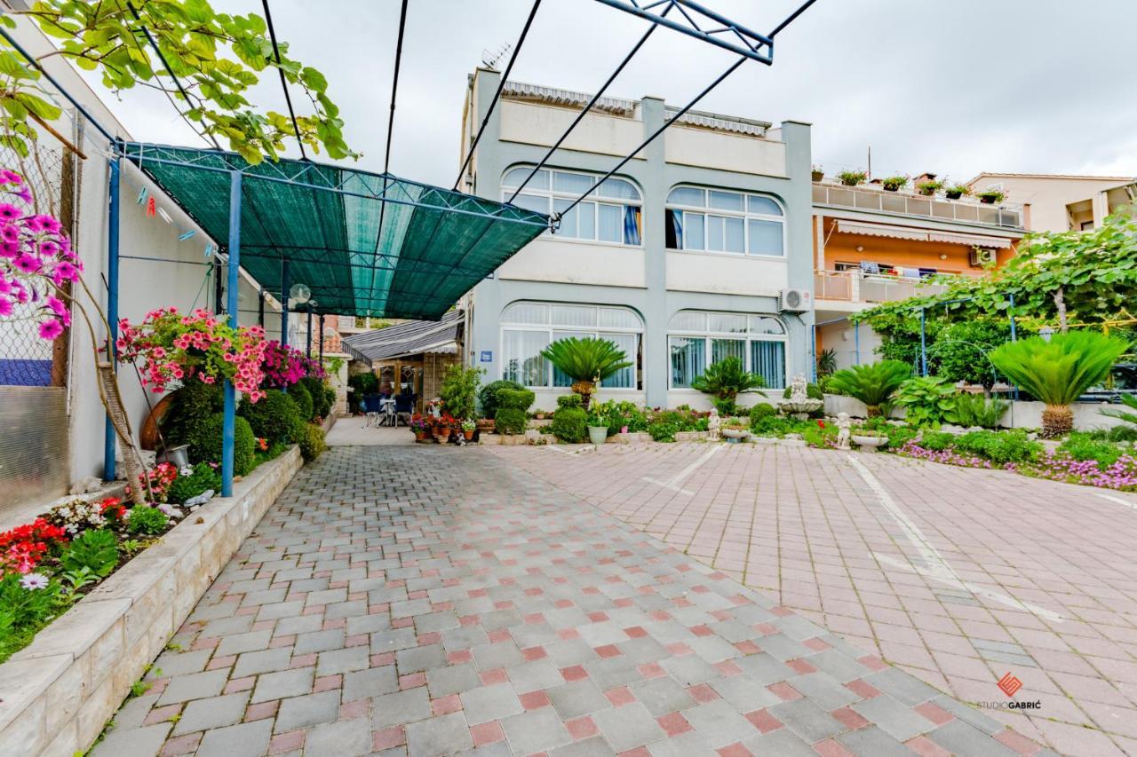 Guesthouse Rooms Сплит Екстериор снимка