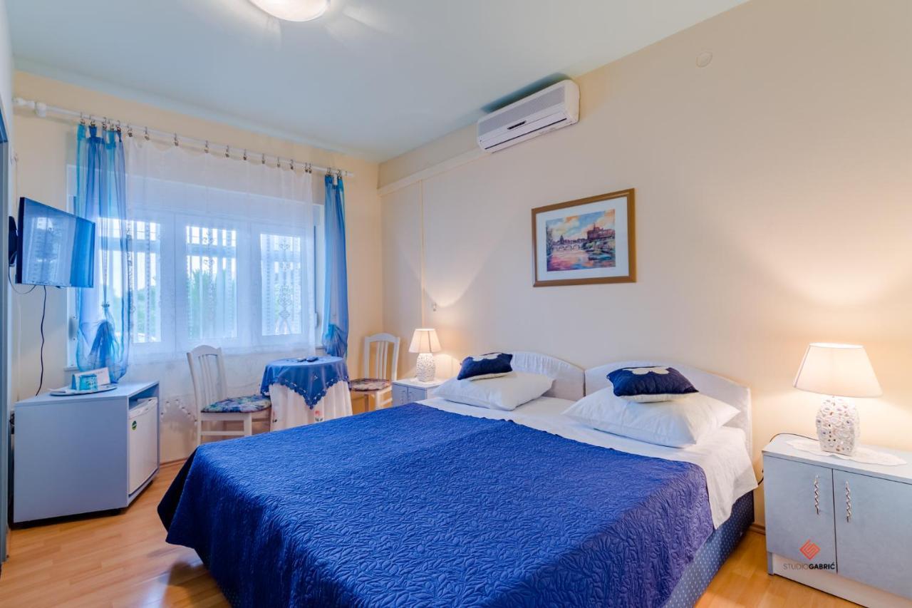 Guesthouse Rooms Сплит Екстериор снимка