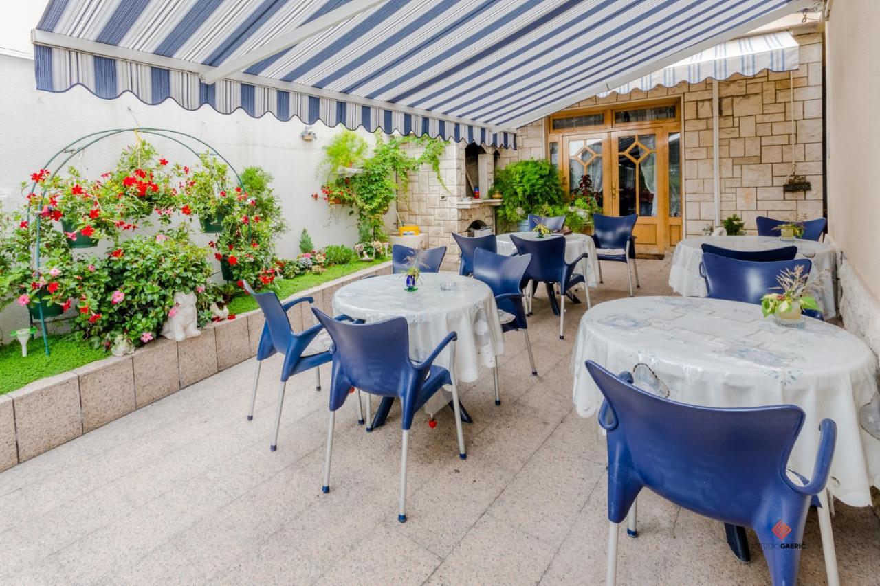 Guesthouse Rooms Сплит Екстериор снимка