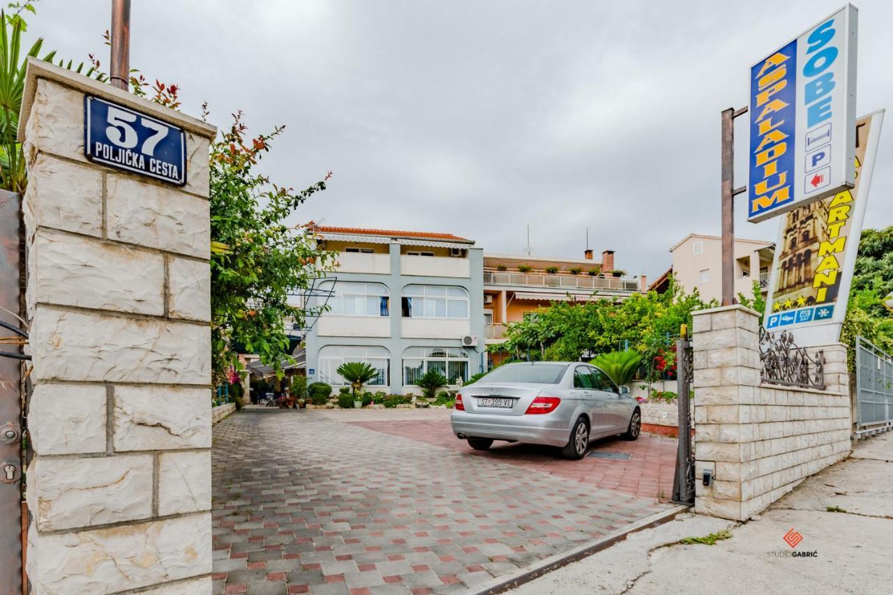 Guesthouse Rooms Сплит Екстериор снимка