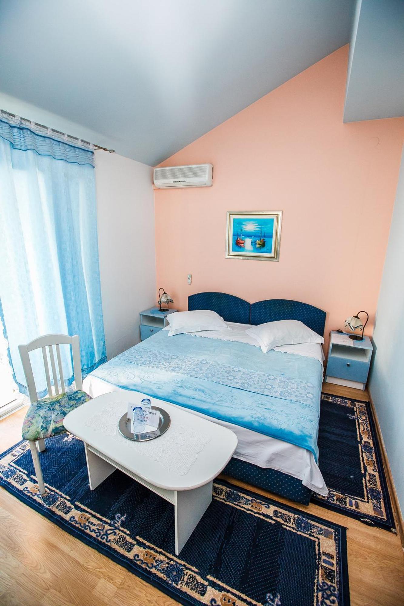 Guesthouse Rooms Сплит Екстериор снимка