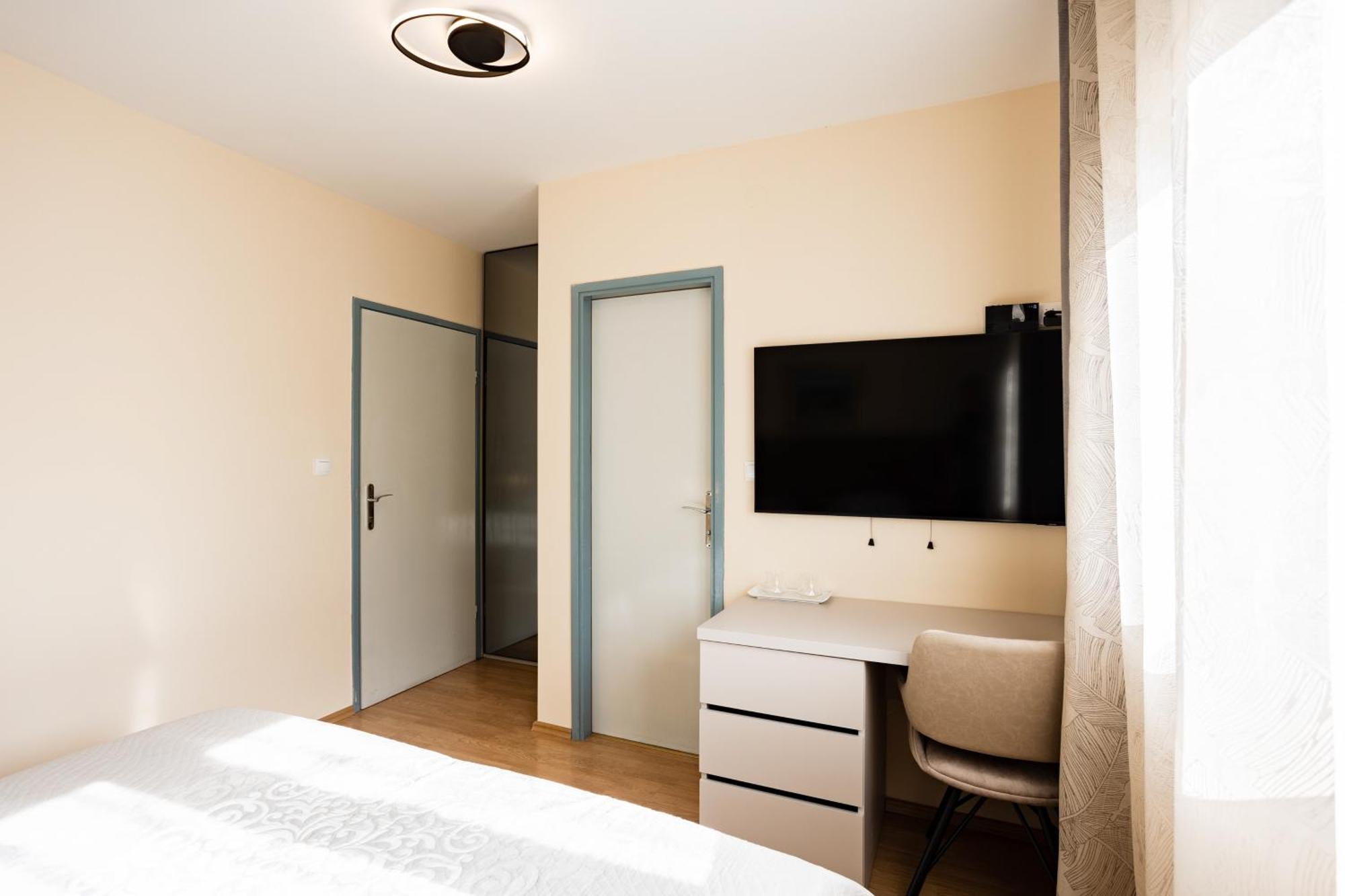 Guesthouse Rooms Сплит Екстериор снимка